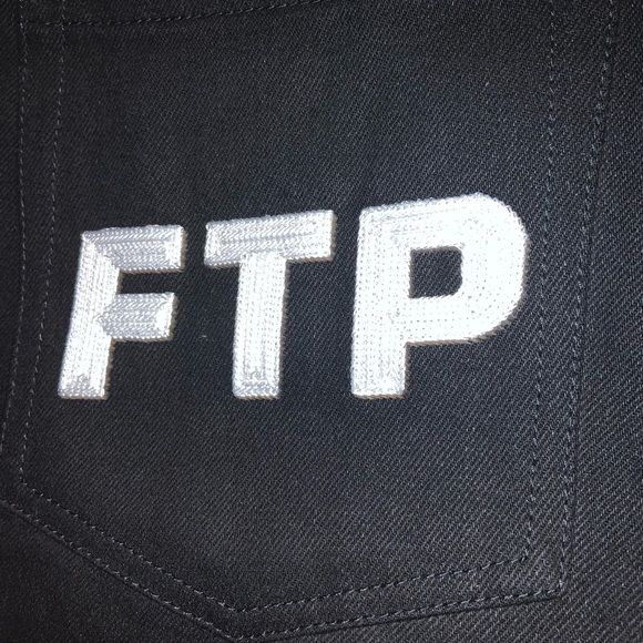 Brand new FTP JEANS NEVER WORN SIZE 34 - Picture 3 of 4